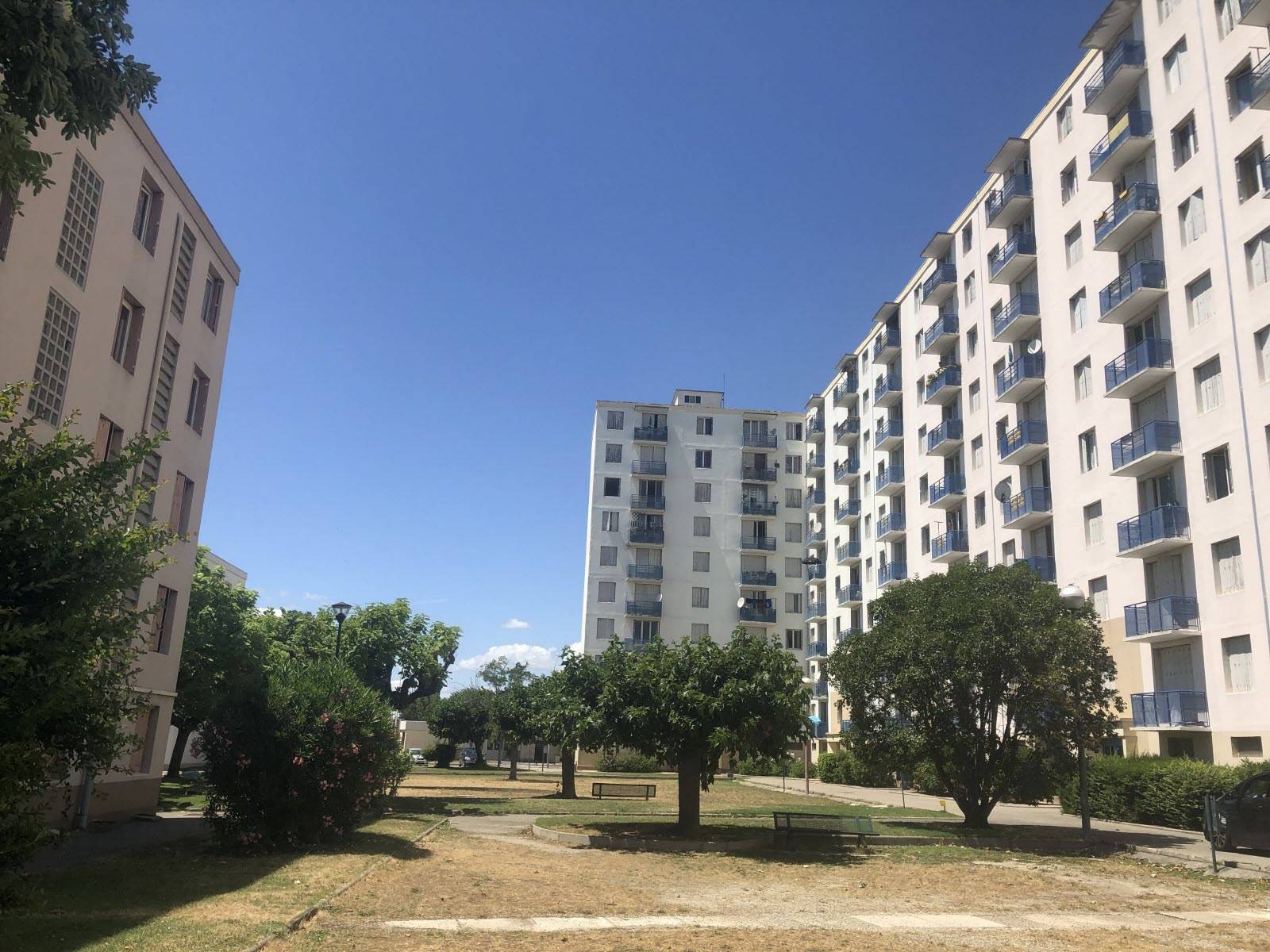 Travaux de rénovation électrique pour les collectivités  à Miramas 13140 en région PACA