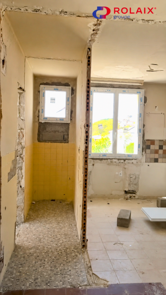 Rénovation complète d’une villa aux Pennes-Mirabeau : performance et confort avec des menuiseries PVC